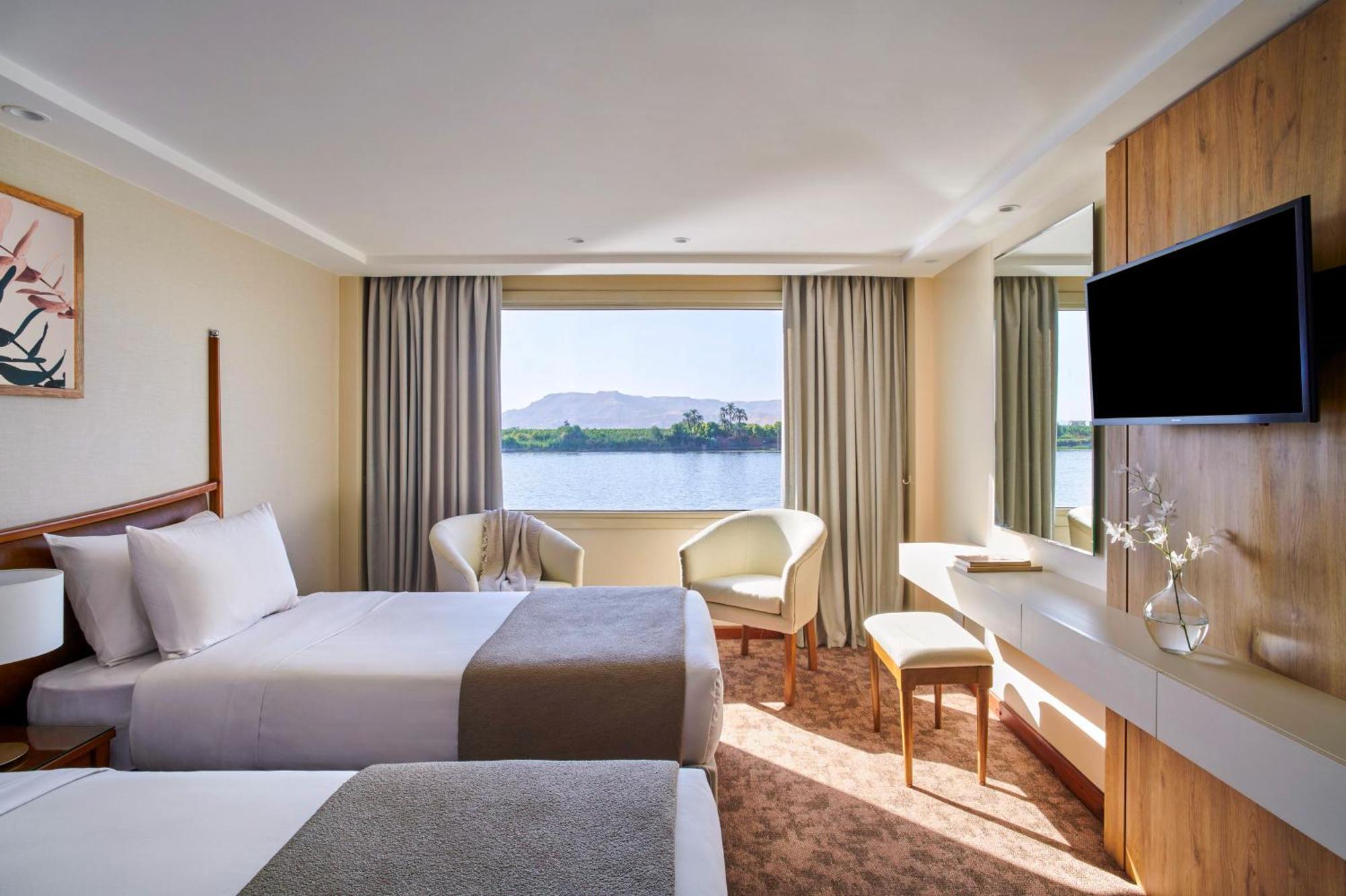 Moevenpick Royal Lotus Nile Cruise, Every Monday Four Nights From Luxor, Every Friday Three Nights From Aswan - Including Excursions & Sightseeing Ngoại thất bức ảnh