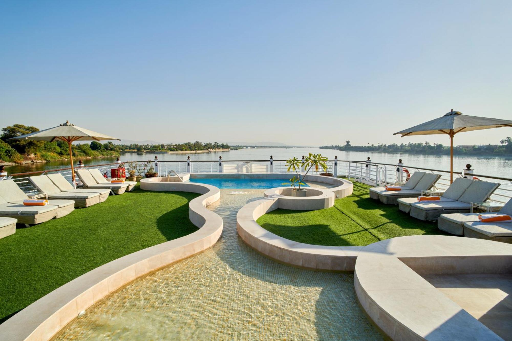 Moevenpick Royal Lotus Nile Cruise, Every Monday Four Nights From Luxor, Every Friday Three Nights From Aswan - Including Excursions & Sightseeing Ngoại thất bức ảnh